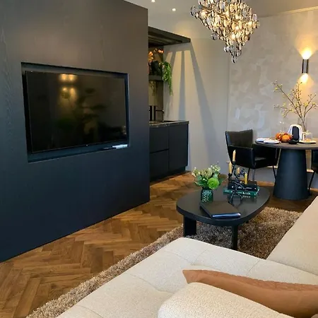 Brabant Apartment *